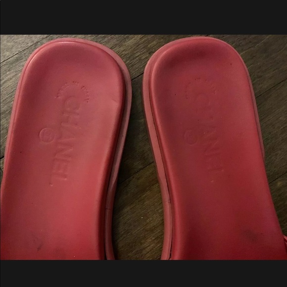 Auth Chanel Pink Patent Leather Slides Sandals 37 - Picture 4 of 4